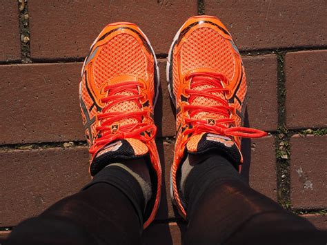 orange workoutshoes or gym shoes